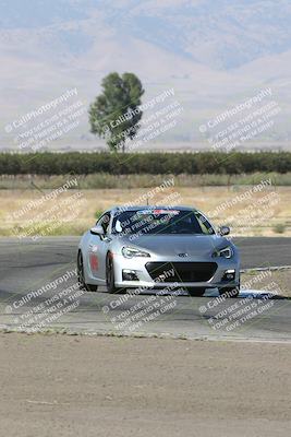 media/Sep-15-2024-Speed Ventures (Sun) [[7a54f7ed2f]]/Yellow Group/Session 1 (Outside Grapevine)/